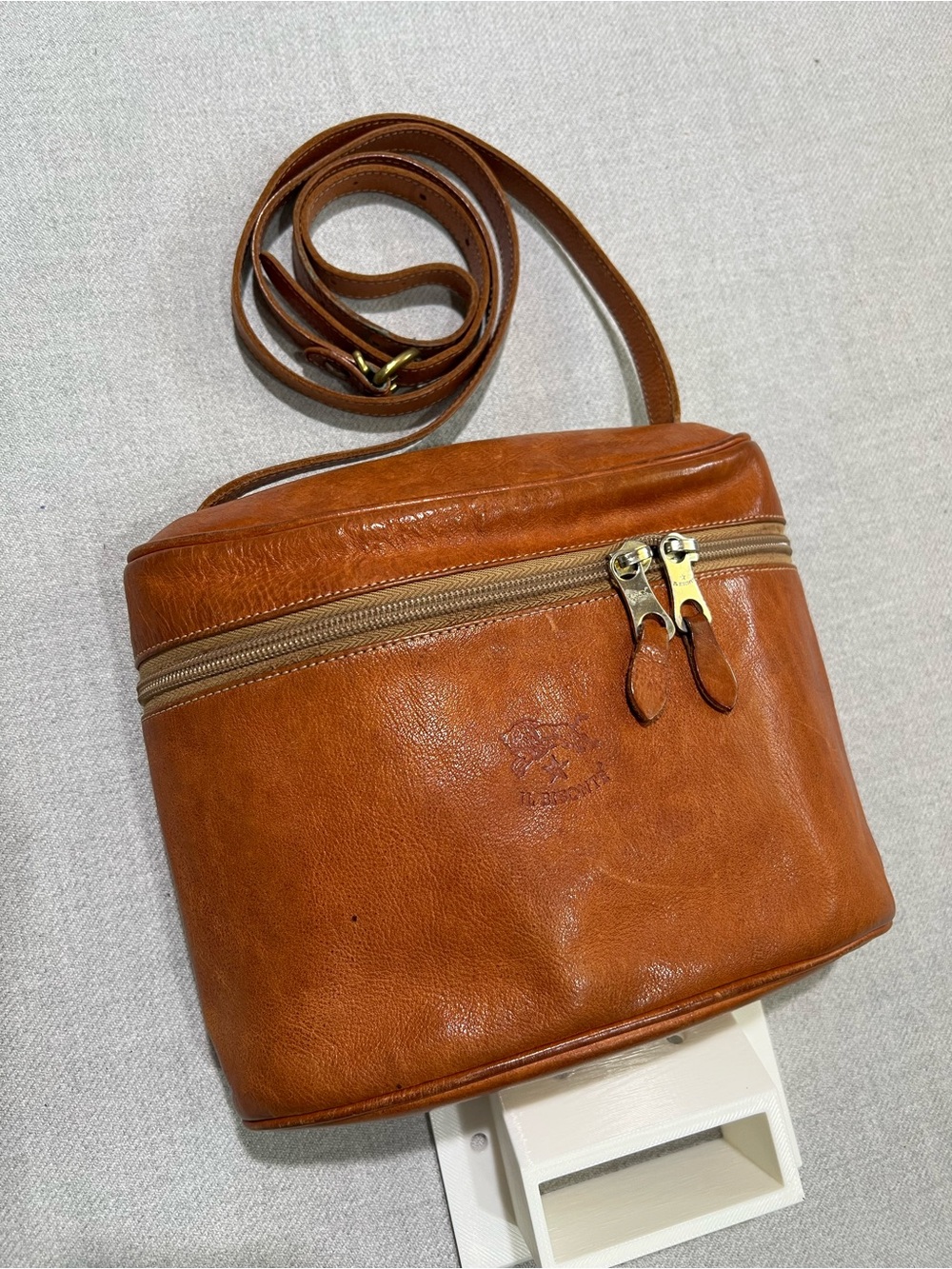 Vtg IL BISONTE Tan Leather Crossbody / Satchel Shoulder Bag Italy